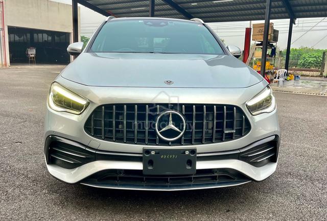 Mercedes Benz GLA 35 AMG 4 MATIC FULL SPEC SUNROOF - 3