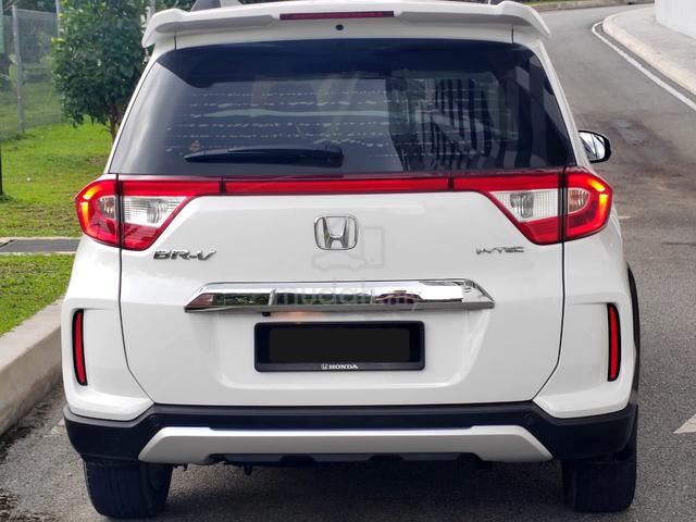 BRV 35KMileage V SpecPaddle 2023 Honda BR-V 1.5 - 4