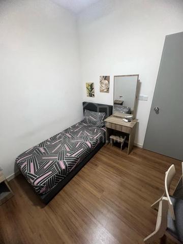 M Vertica Single Room For Rent-Lady's Only, Near LRT/MRT Maluri 1