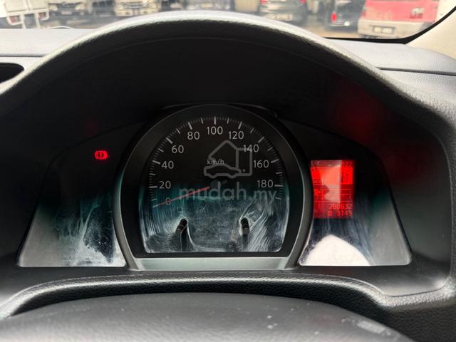 2012 Nissan NV200 Panel Van Tip Top Condition - photo 6 of 6