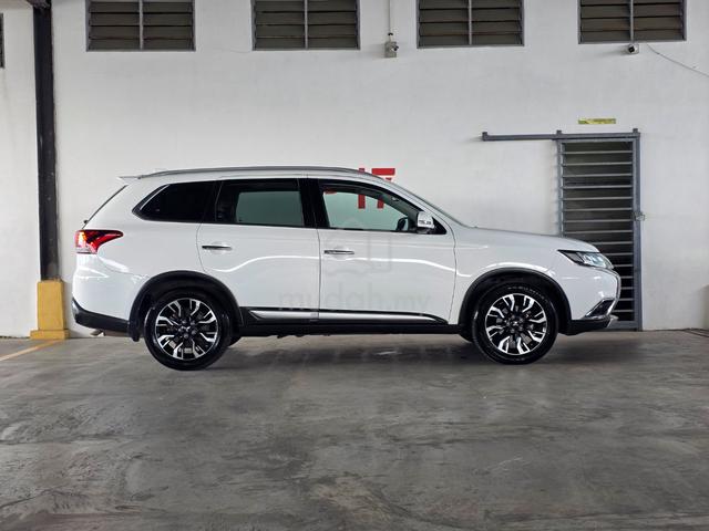 2018 MITSUBISHI OUTLANDER 2.4 4wd 7 SEATER 5Y WRTY - 5