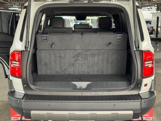2024 Toyota LANDCRUISER 250 2.7 VX (A) White LC250 - 5