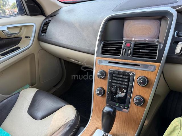 2011 Volvo XC60 2.0 T5 (A) - 2