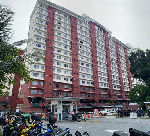 The Lumayan Apartment 1