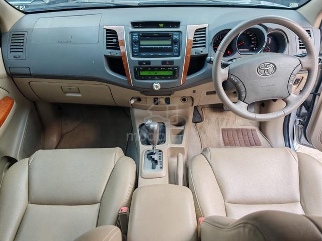 2009 Toyota FORTUNER 2.7 V FACELIFT - 5