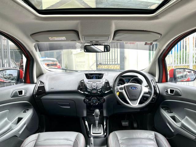 Ford ECOSPORT 1.5(A) TITANIUM LIKENEW SUNROOF SUV - 4