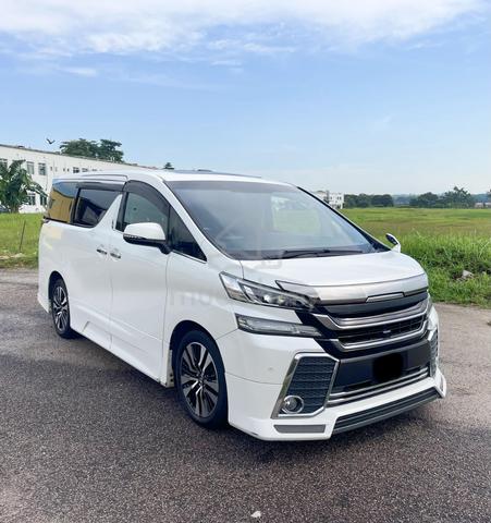 2016 Toyota VELLFIRE 2.5 (A) 8 seater - 1