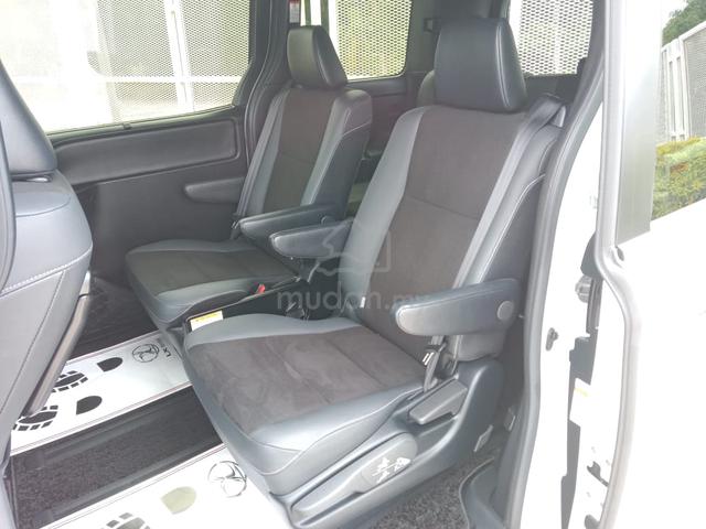 2021 Toyota NOAH 2.0 WXB 3 (A) - 5