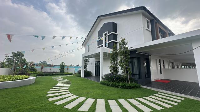 Hartawan Residence, Freehold Double Storey Terrace House Gated Guarded 1