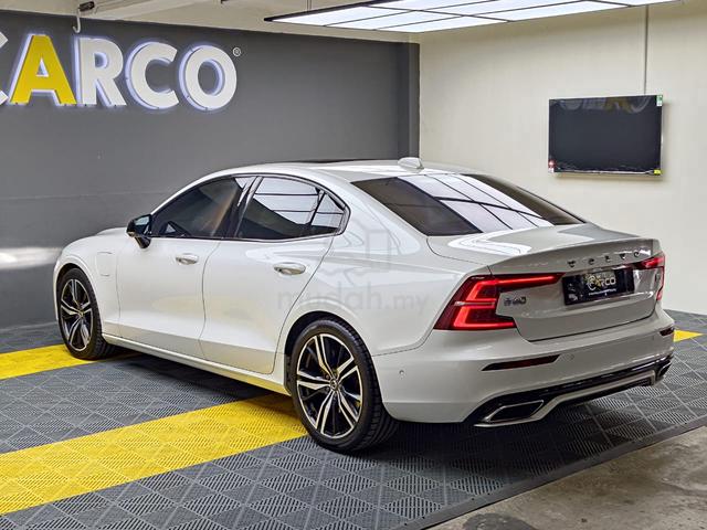 2021 Volvo S60 T8 R-DESIGN 2.0L (A) - 4