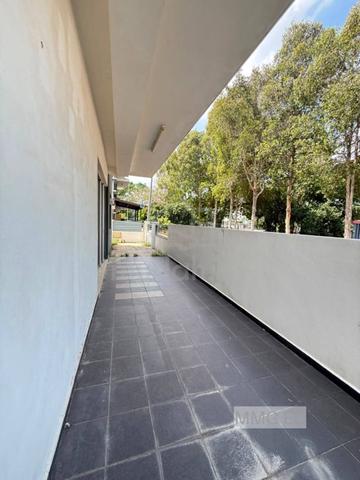 Bandar Parklands Klang 2sty End Lot House 29x75 4R4B Gated Guard Rent 1