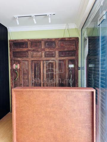 double storey ground floor corner shop house at georgetown for rent 1