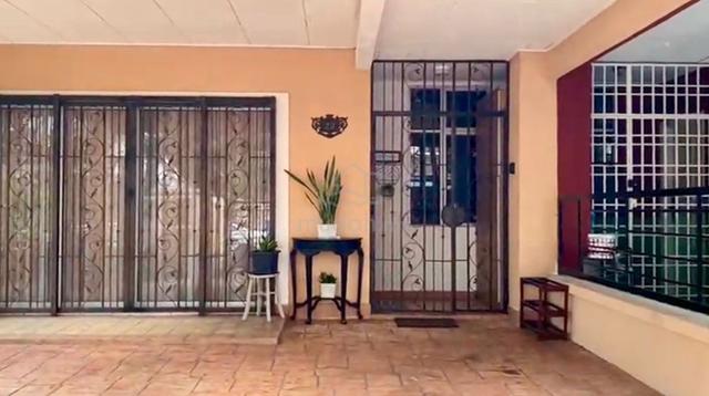 PARTIALLY FURNISHED Endlot 2 Storey Jln Plumbum, Sek 7, Shah Alam 1