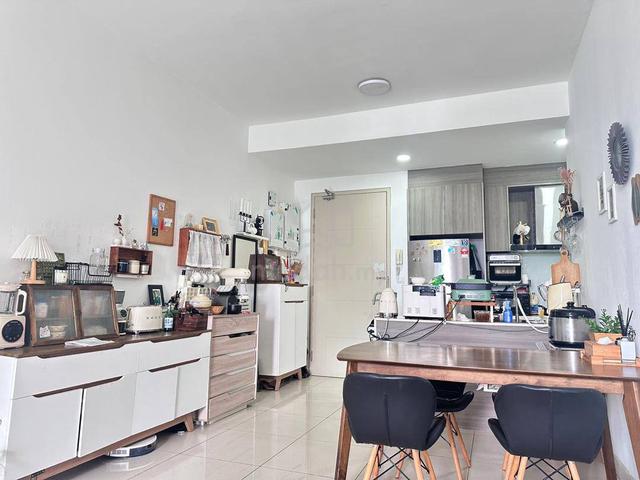 V Residence 2 @ Sunway Velocity 1