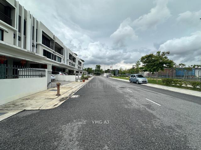 Idaman Grand Residence 1