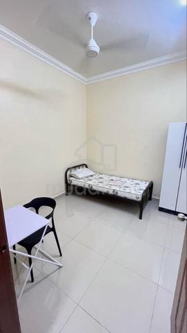 Single Room Lelaki Pulau Indah 1
