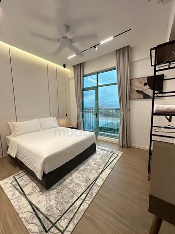 Bay Suites 1