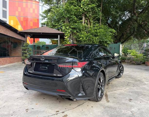 2022 Lexus RC300 F SPORT - 4