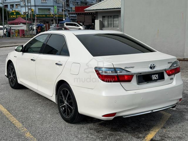 2017 Toyota CAMRY 2.5 HYBRID FULL LOAN $BACK - 2