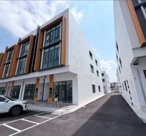 |endlot|permas avenue 3 storey shoplot 1