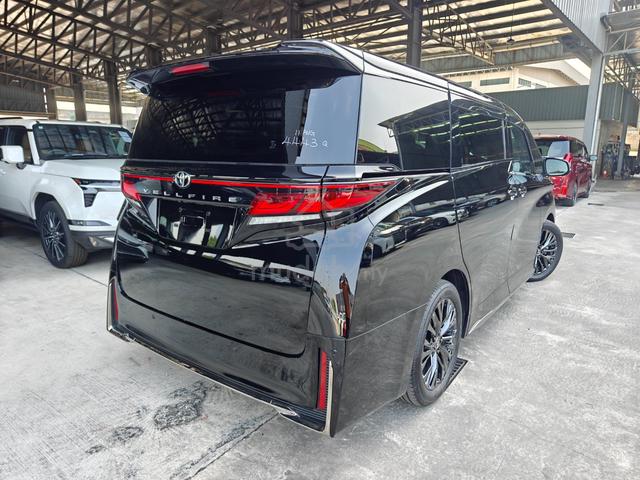2025 Toyota Vellfire 2.4 4.5A Black Leather 4CamSR - 2