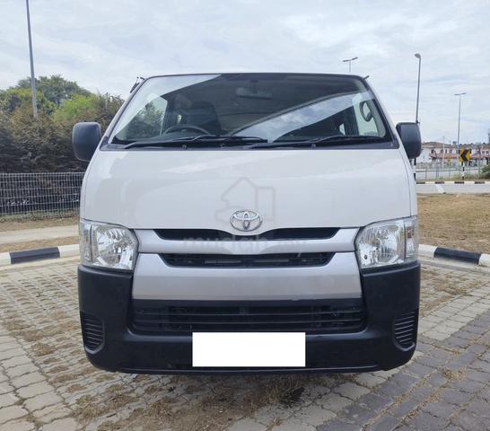 2018 Toyota Hiace 2.5 (M) 14 Seat Low Roof Window - 2