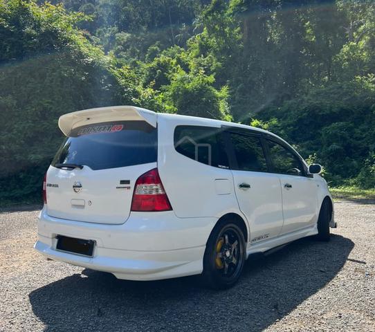 2010 Nissan GRAND LIVINA 1.6 IMPUL (A) - 2