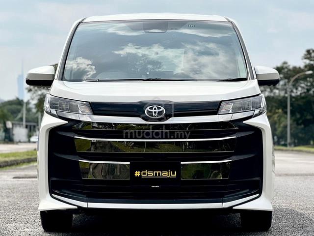 2022 Toyota NOAH X 2WD 2.0 AT 7-SEATER - 2