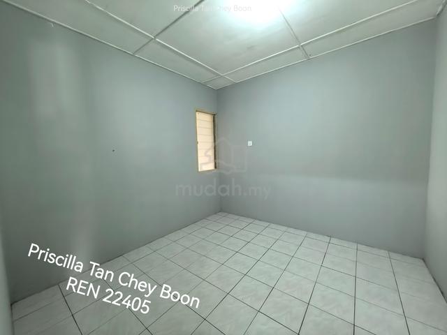 Rumah teres setingkat tepi jenis besar, Duranda Emas, Siburan Batu 18 4