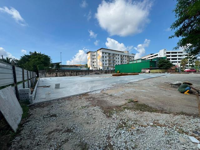 MAIN ROAD GOOD LOCATION - TAMPOI BESIDE BUMI HIJAU & BHP- BIG SIZe 1