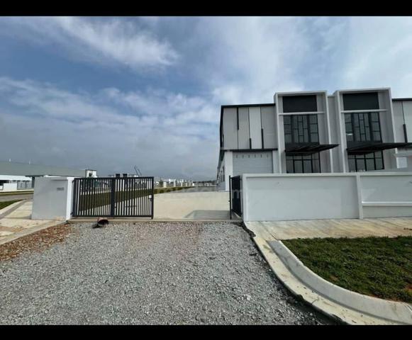 Cluster Factory / Eco Business Park 1 / Setia Tropika / Corner Lot 1