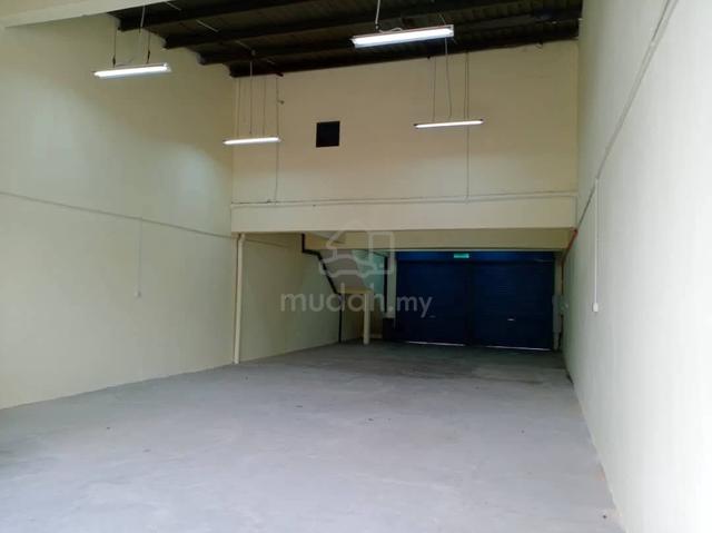 1.5 storey Factory Warehouse Puchong Taman Perindustrian Puchong 1
