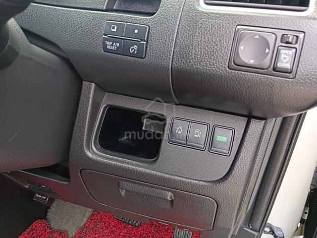 2014 Nissan Serana 2.0 (A) - 3