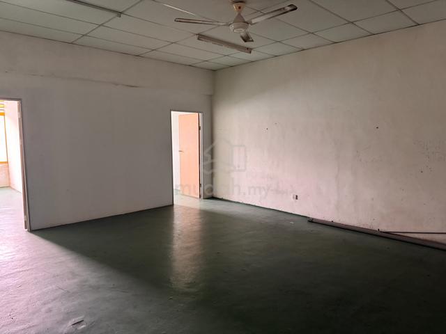 Sungai Buloh, Desa Coalfield Office Space at Level 1 for Rent 1