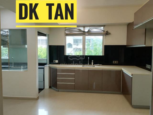 3.5 Storey Terrace Jelutong Bukit Dumbar Villa 93 Guarded 3 Carparks 1