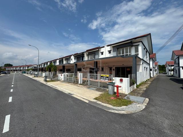 Lukut Prima PD Double Storey End Lot House for Rent 1