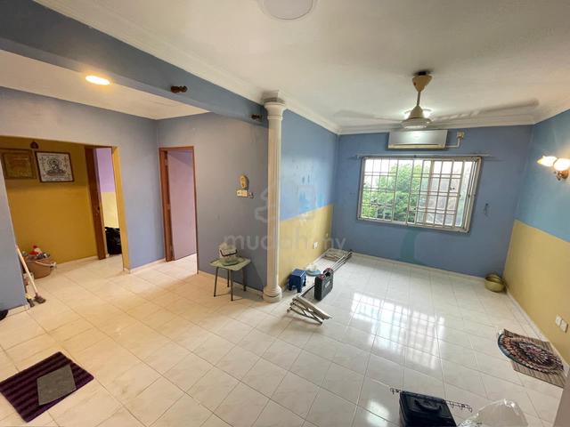 Rumah Pangsa Permas Jaya 1