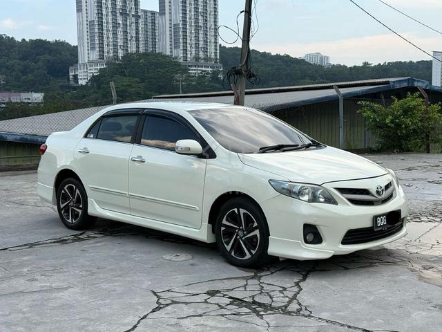 2013 Toyota COROLLA ALTIS 2.0 V (A) - 1