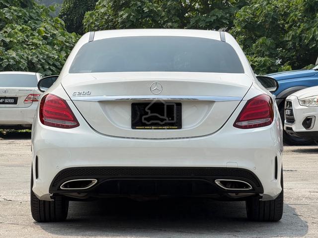 2016/20 Mercedes-Benz C200 2.0 AMG LINE (CKD) 9S - 4