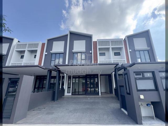 2 Storey Terrace Intermediate, Ilham Residence 3, Elmina Shah Alam. 1