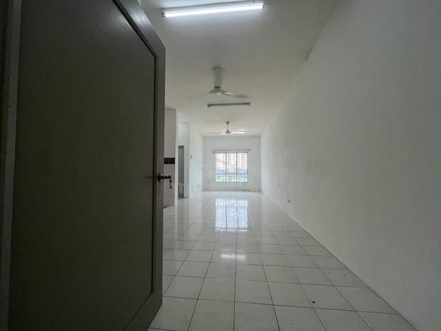Villa Tropika (Bangi) 1