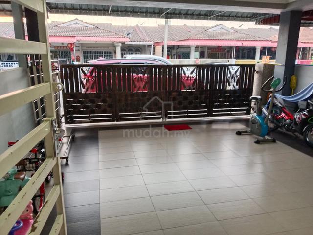 1-storey Terraced House for Sale, 3 Bedroom, 1300 sq.ft, Teluk Intan ...