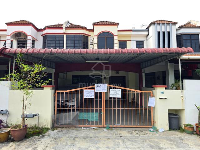 Double Storey House At Taman Sri Perkasa, Ipoh, Perak. 1