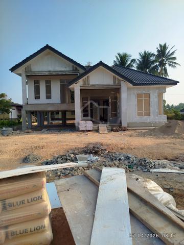 1 rmh split level beserta tnh luas kg tanjung jering bachok. 1