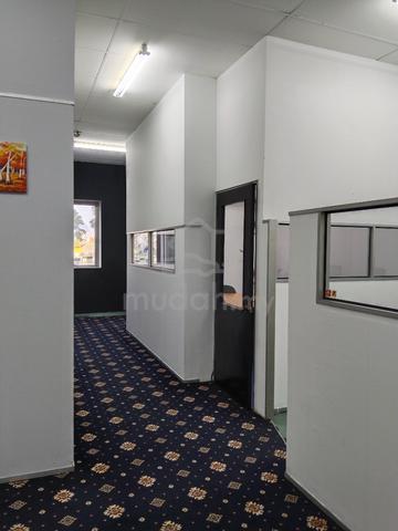 Diamond Square fully furnished 3 partition room 4 Aircon 4 lifts 1