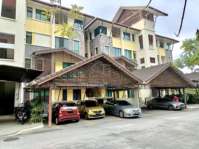 Townhouse Avenue 2 Lake Valley, Bandar Tun Hussein Onn Cheras 1
