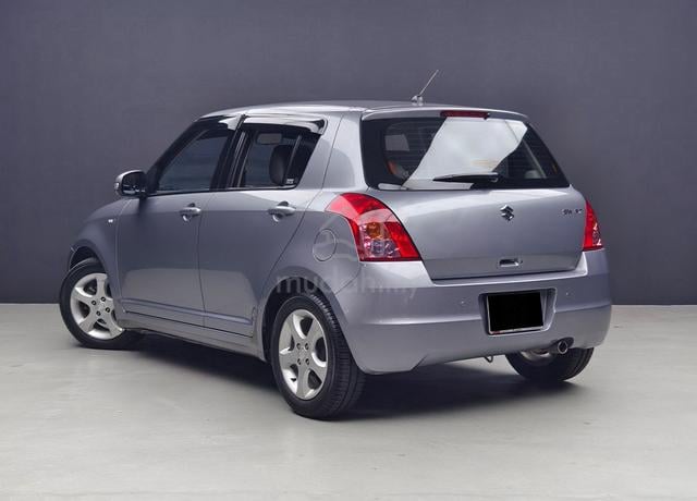 M-49K 2011 Suzuki SWIFT 1.5 PREMIER HIGH HATCHBACK - 2