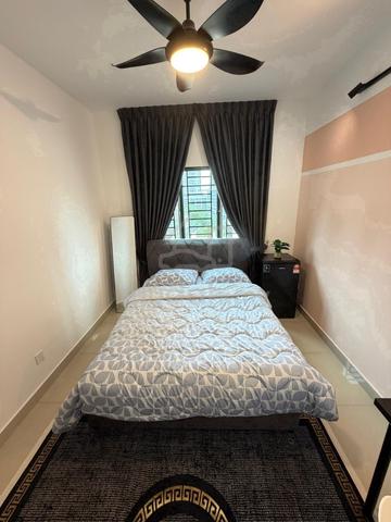 10 Minutes to MRT Taman Connaught – Move-In Ready & Fully Furnished 1