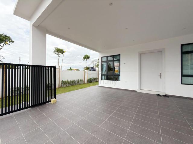 Fully Extended Gated Guard Club House Double Storey 20x65ft Bachang 1