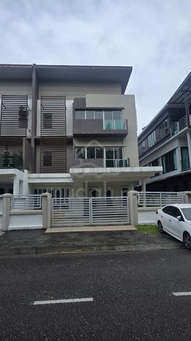 3 Storey Semi-d For Sale at Canary Garden, Bandar Bestari Klang 1